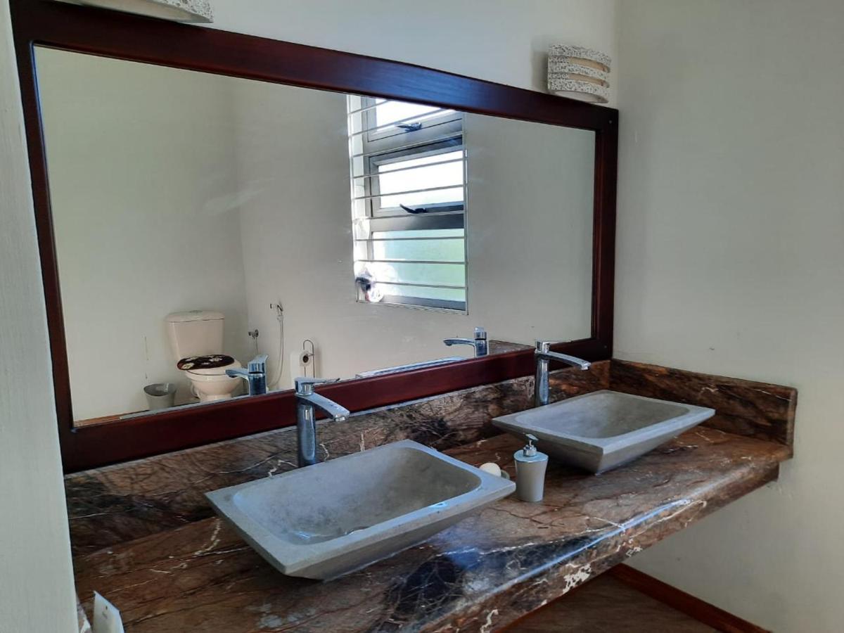 Ohana Retreat Villa 몽 슈아지 외부 사진